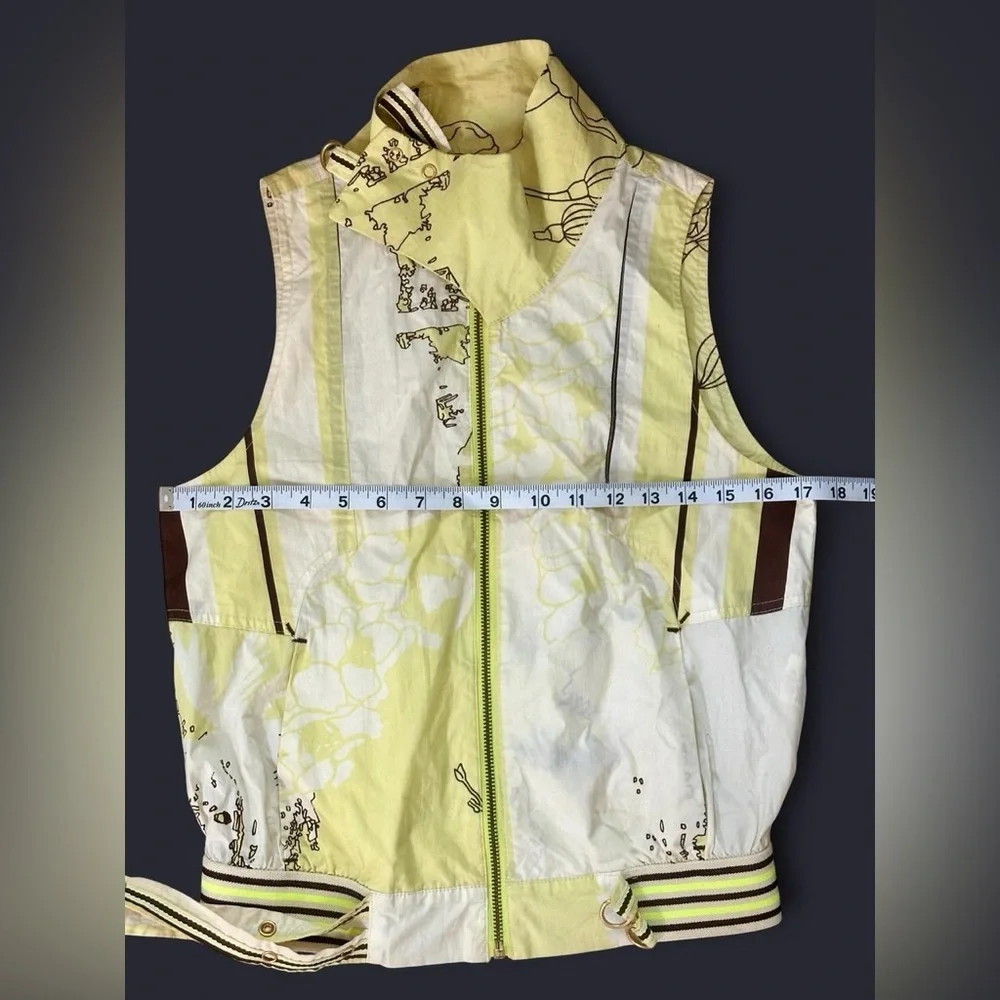 Farm Rio Petite Zip Front Belted Sporty Chic Top - Picture 8 of 8